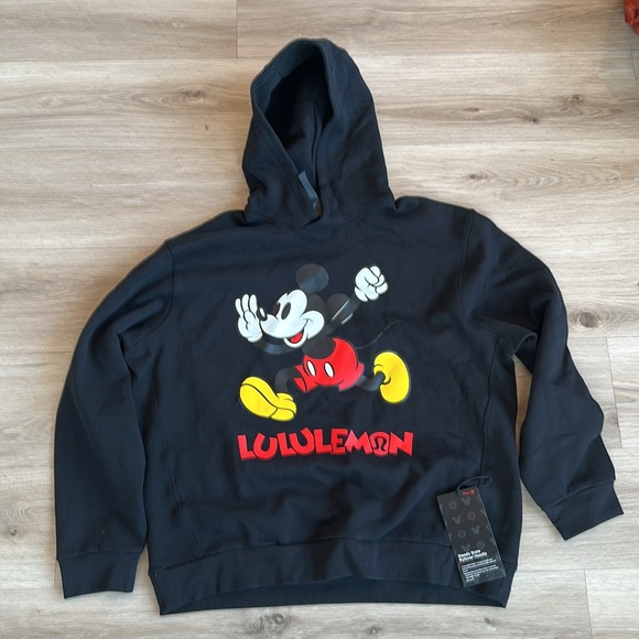 Disney x lululemon
Steady State Pullover Hoodie
Limited-edition style. - Picture 7 of 13